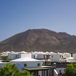 Superb Casa Herlanda 3 Bedrooms Pool Table Villa