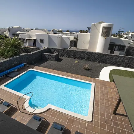 Superb Casa Herlanda 3 Bedrooms Pool Table Great Sea Views * Playa Blanca (Lanzarote)