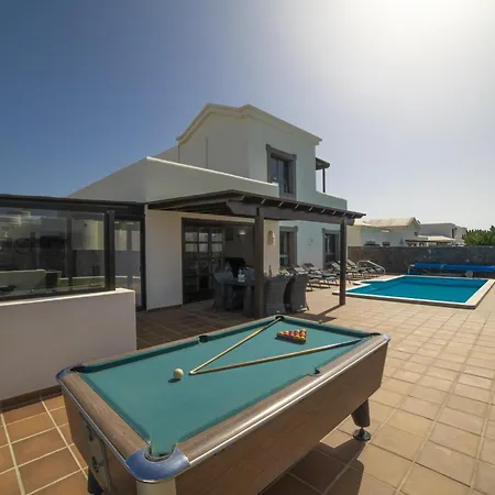 Villa Superb Casa Herlanda 3 Bedrooms Pool Table Great Sea Views Playa Blanca (Lanzarote)